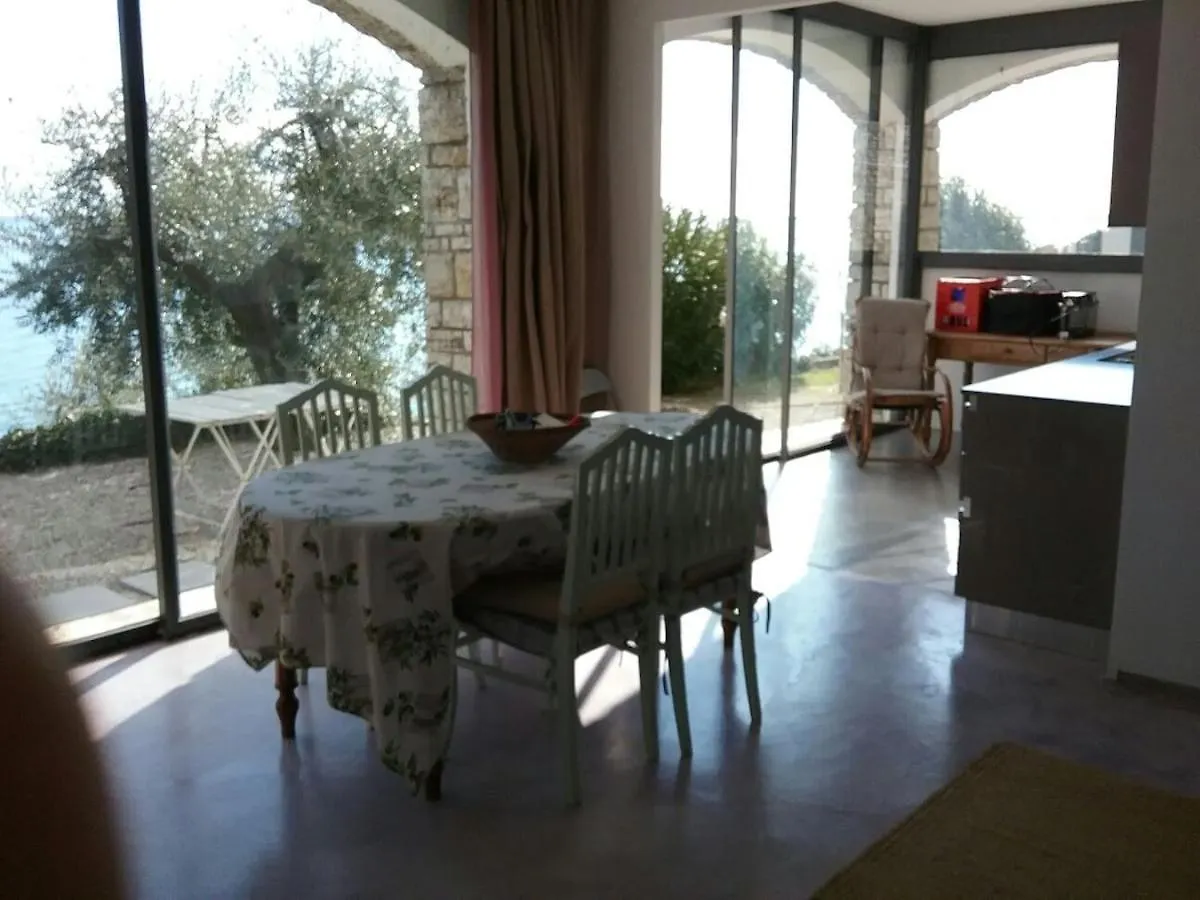 Apartment In A Villa Montinelle Ιταλία
